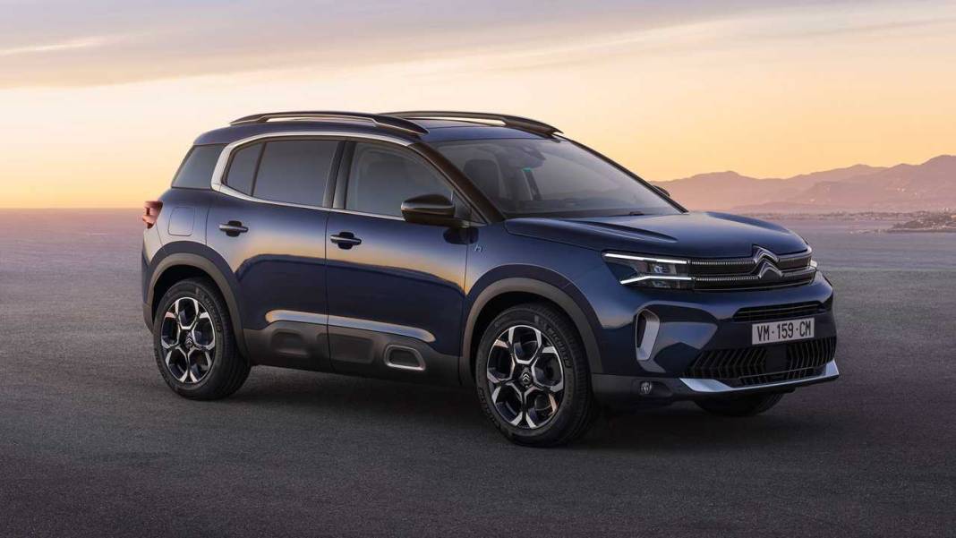 CITROEN BU DEFA SINIRLARI ZORLADI: Yeni C5 görenleri büyüledi! SUV piyasasna yeni soluk 2